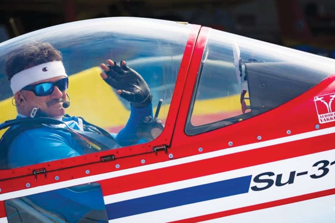 Un an fără Dan Ștefănescu, de la ”Iacării acrobați”! În 26 martie 2022, pilotul s-a prăbușit lângă Ploiești