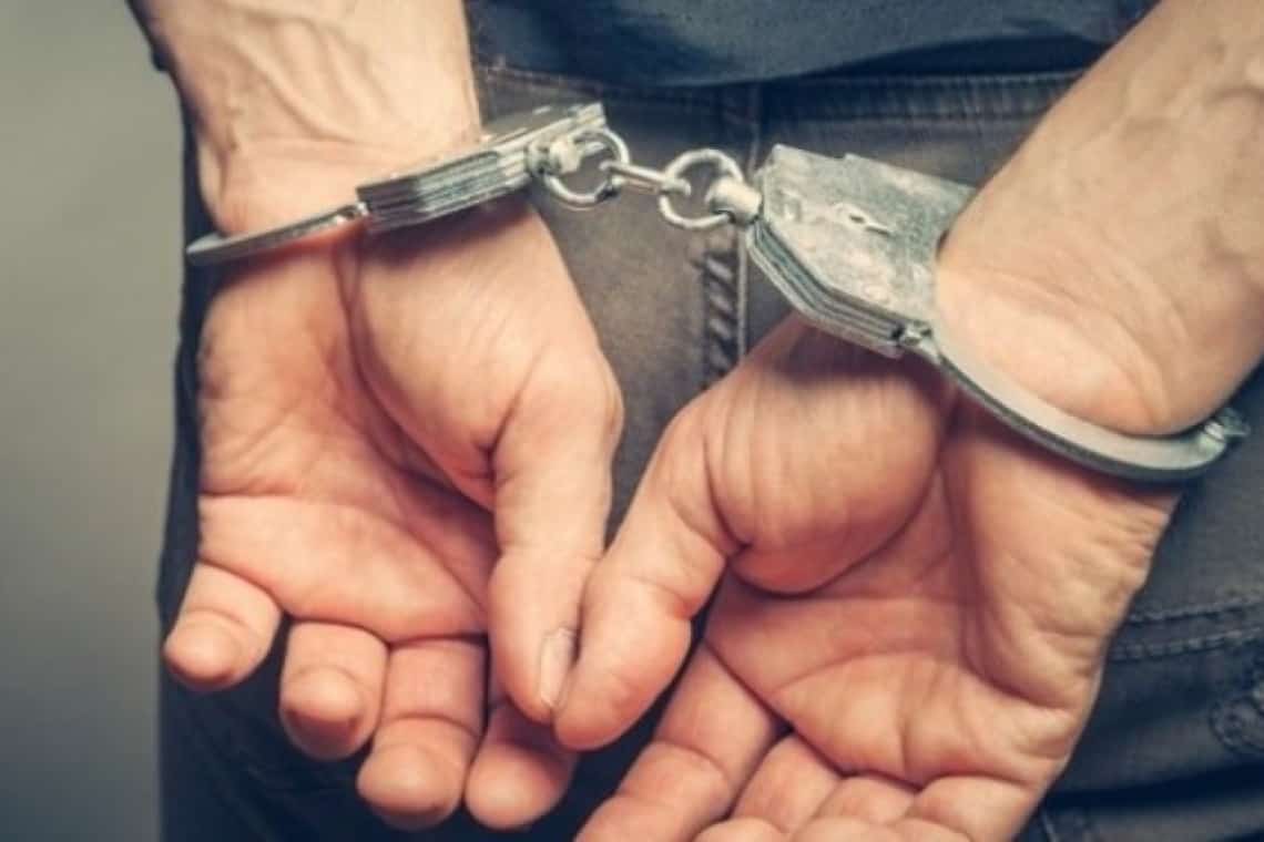 Prahovenii suspectați de spargerea a cinci automate TCE Ploiești au fost reținuți