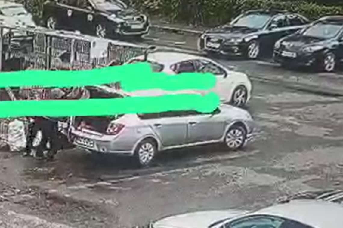 Ploieștean amendat de Poliția Locală, după ce a fost filmat abandonând saci cu deșeuri în cartierul Mihai Bravu