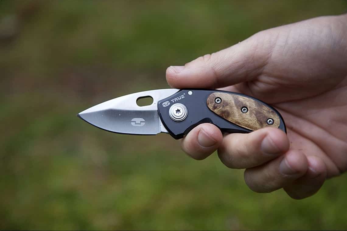 Copil de 11 ani, prins cu un briceag asupra lui în apropierea unui loc de joacă din Ploiești