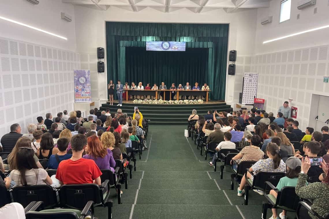 Orașul Vălenii de Munte găzduiește Olimpiada Națională de Astronomie și Astrofizică