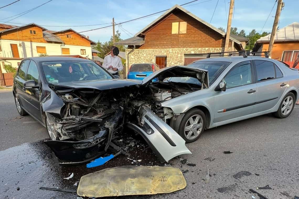 O femeie și un copil au fost răniți într-un accident produs în orașul Băicoi