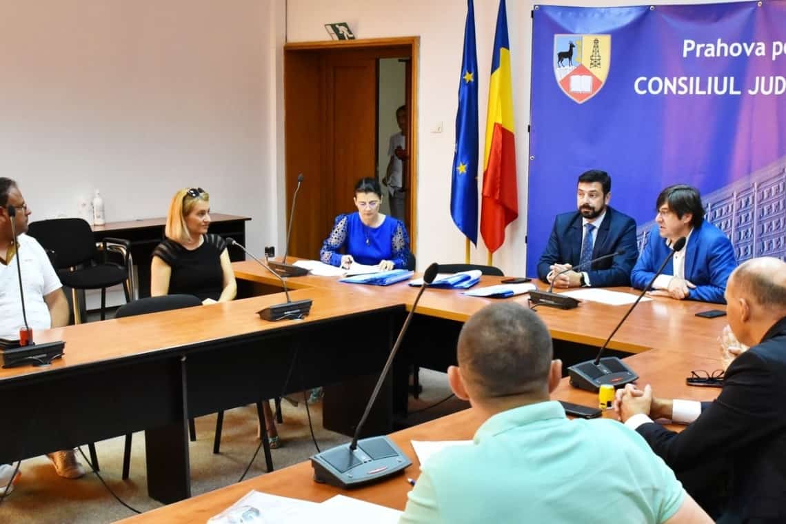 S-au semnat contractele de finanțare pentru activități non-profit, cu fonduri de la Consiliul Județean. Cine sunt norocoșii