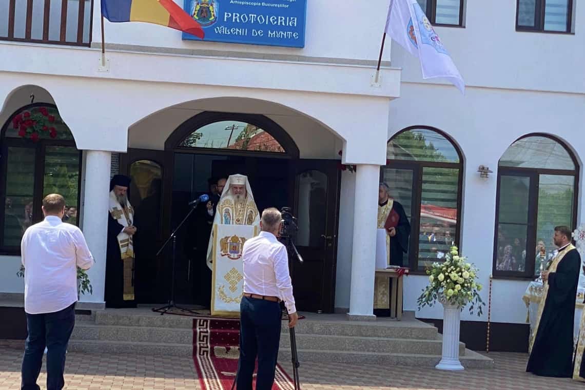 Prima creșă a Arhiepiscopiei Bucureștilor, din Vălenii de Munte, a fost sfințită de Patriarhul Daniel
