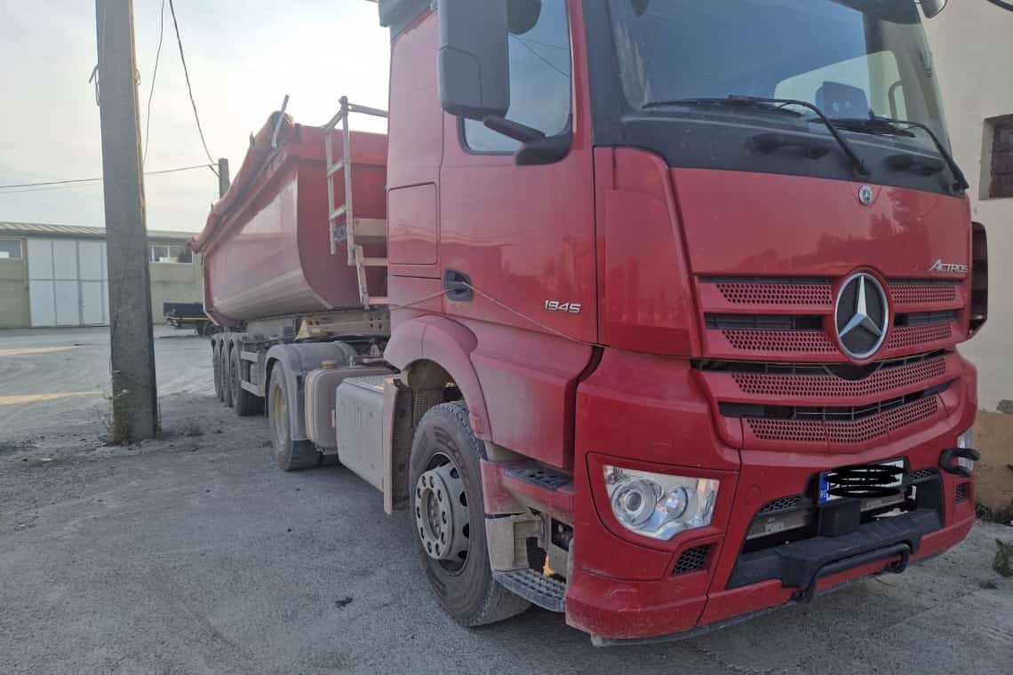 Garda de Mediu Prahova a amendat cu 30.000 de lei o firmă din Ploiești pentru aruncarea deșeurilor în zona Strejnic