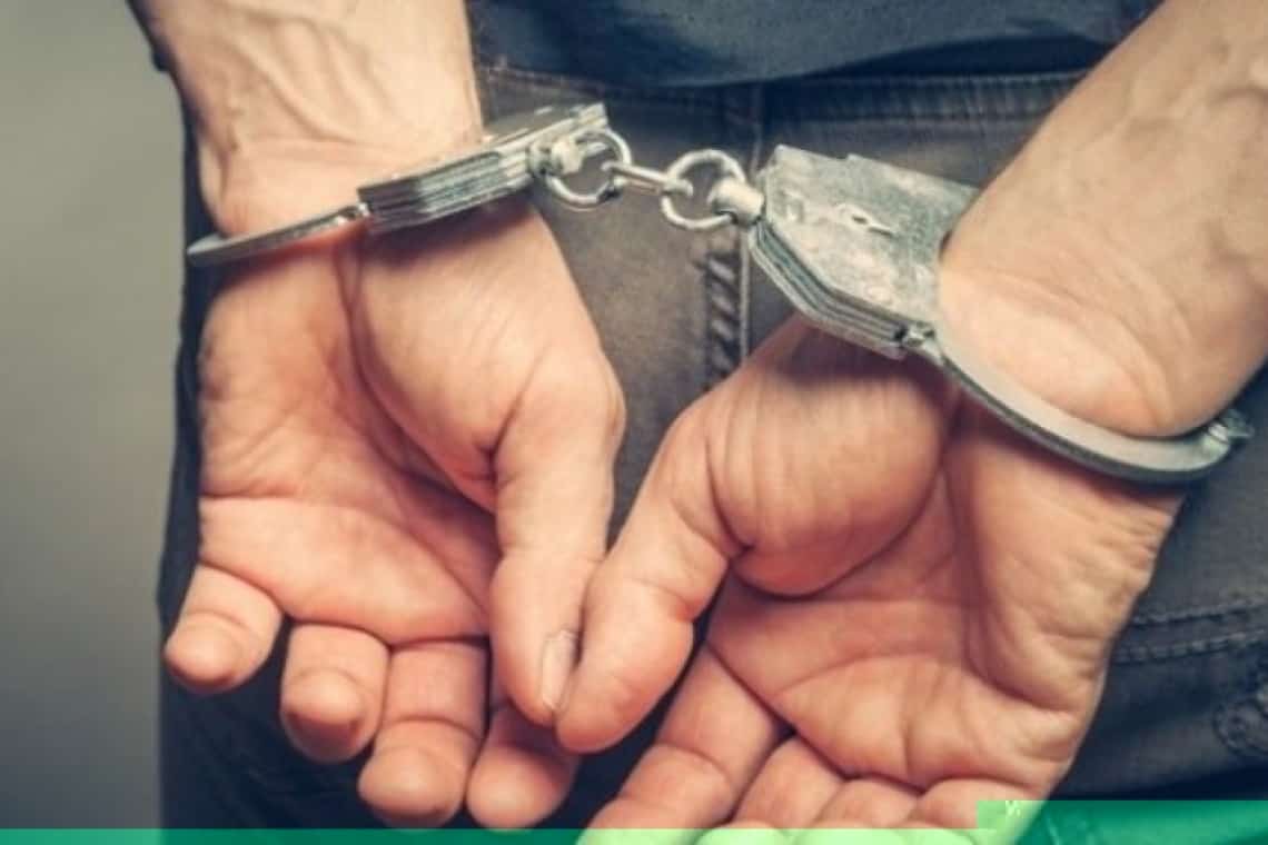 Șocant! Un polițist și un pompier din Iași, cercetați pentru că au întreținut relații sexuale cu minore