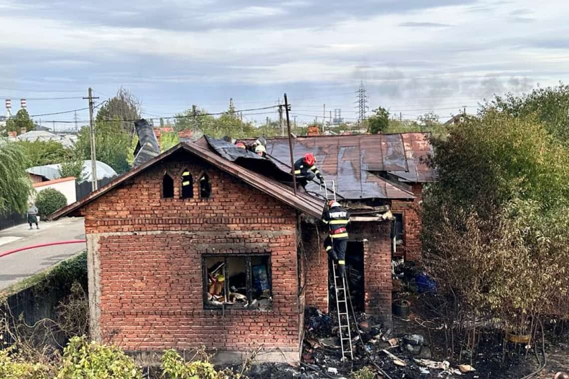 Incendiu la o locuință din satul Negoiești - comuna Brazi