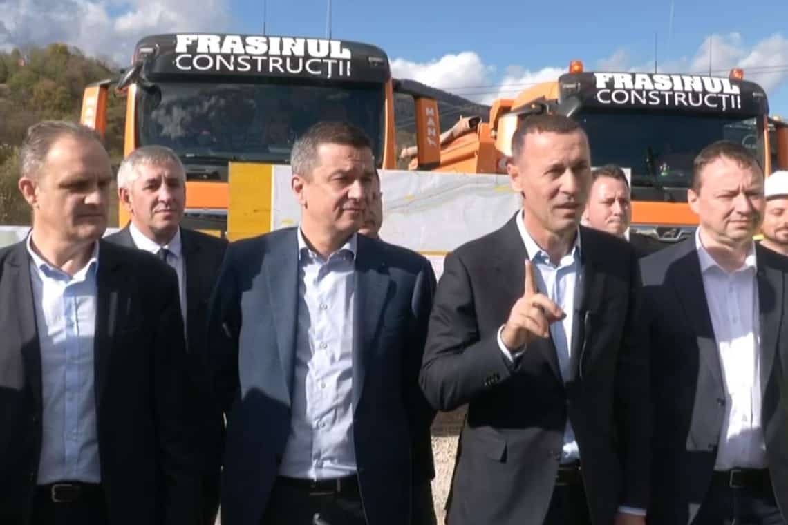Grindeanu îl contrazice pe Dumitrescu/ Varianta ocolitoare a Comarnicului va fi construită în 21 de luni, nu în 12, cum promite șeful CJ Prahova!