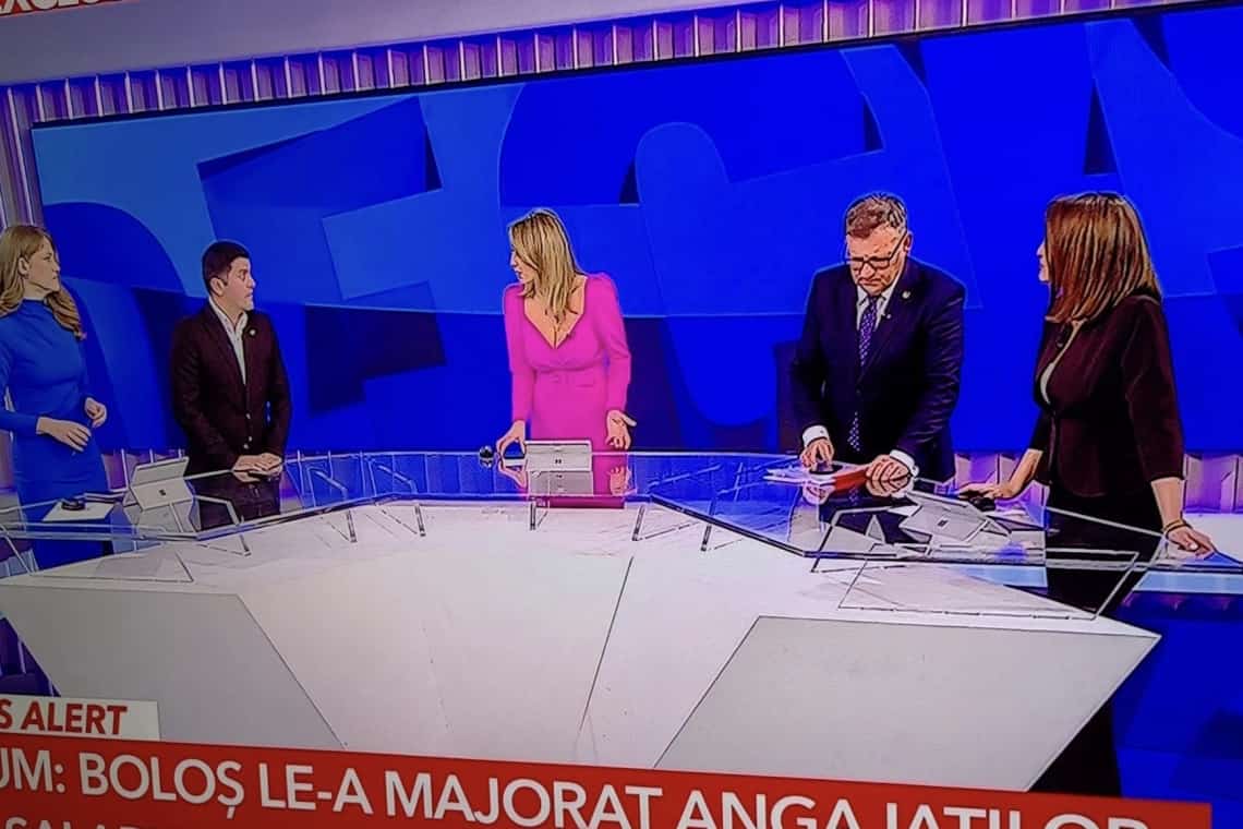 ”Păruială” în direct între deputatul PNL Adrian Cozma și fostul ministru al Muncii, Marius Budăi, pe tema pensiilor