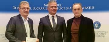 Primarul comunei Balta Doamnei, Cristinel Matei (PSD), a semnat un contract important pentru infrastructura localității