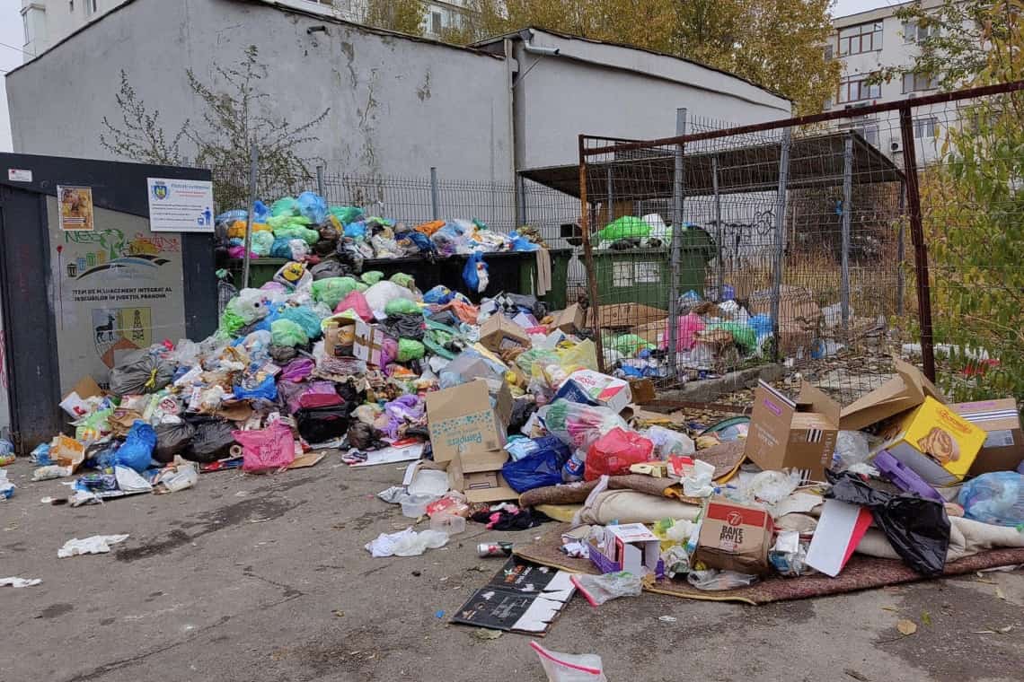 Prefectura Prahova anunță că de mâine se va relua ridicarea deșeurilor menajere din localitățile afectate
