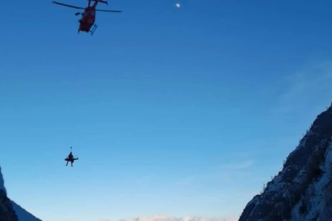 Un turist a murit în zona Bucșoiu, din Bucegi. Este al nouălea caz de deces în munții Prahovei, în acest an