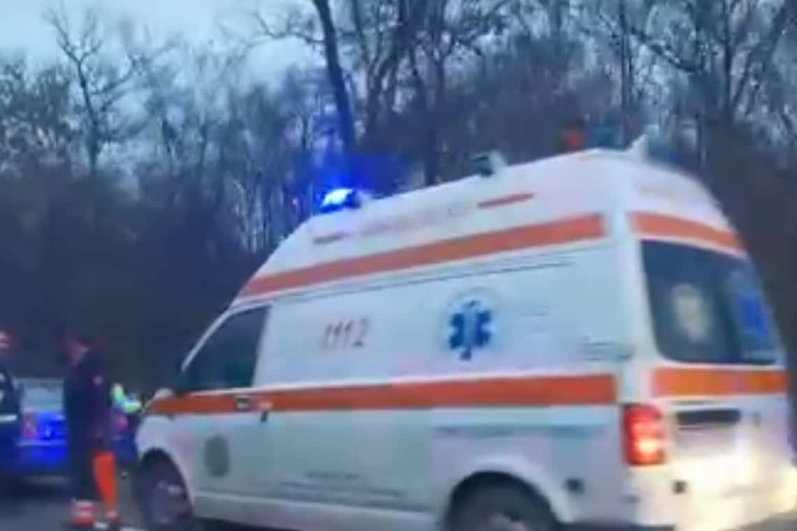 Trafic restricționat pe DN1, în zona Odăile, în urma coliziunii dintre trei autoturisme
