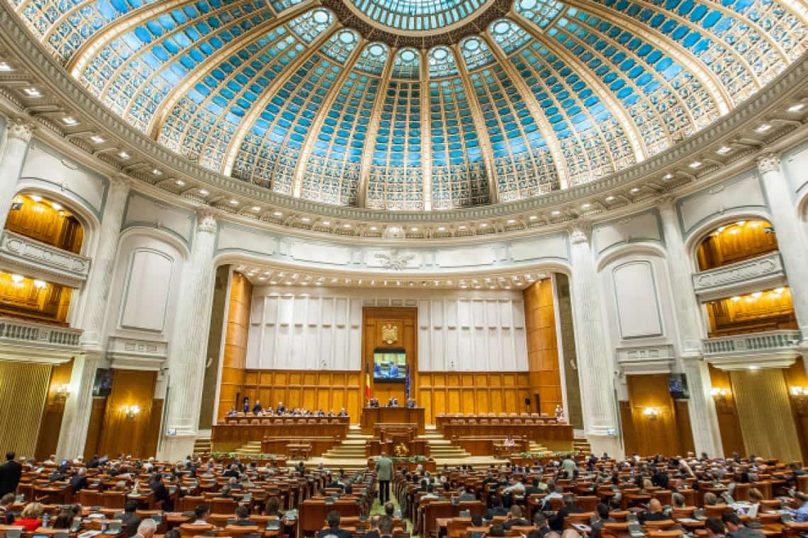 Încep dezbaterile parlamentare pe bugetul de stat și al asigurărilor sociale de stat pe 2024. Vot final - miercuri!