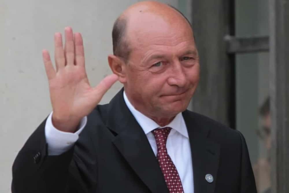 Traian Băsescu (72 de ani), internat la Spitalul Militar din Capitală
