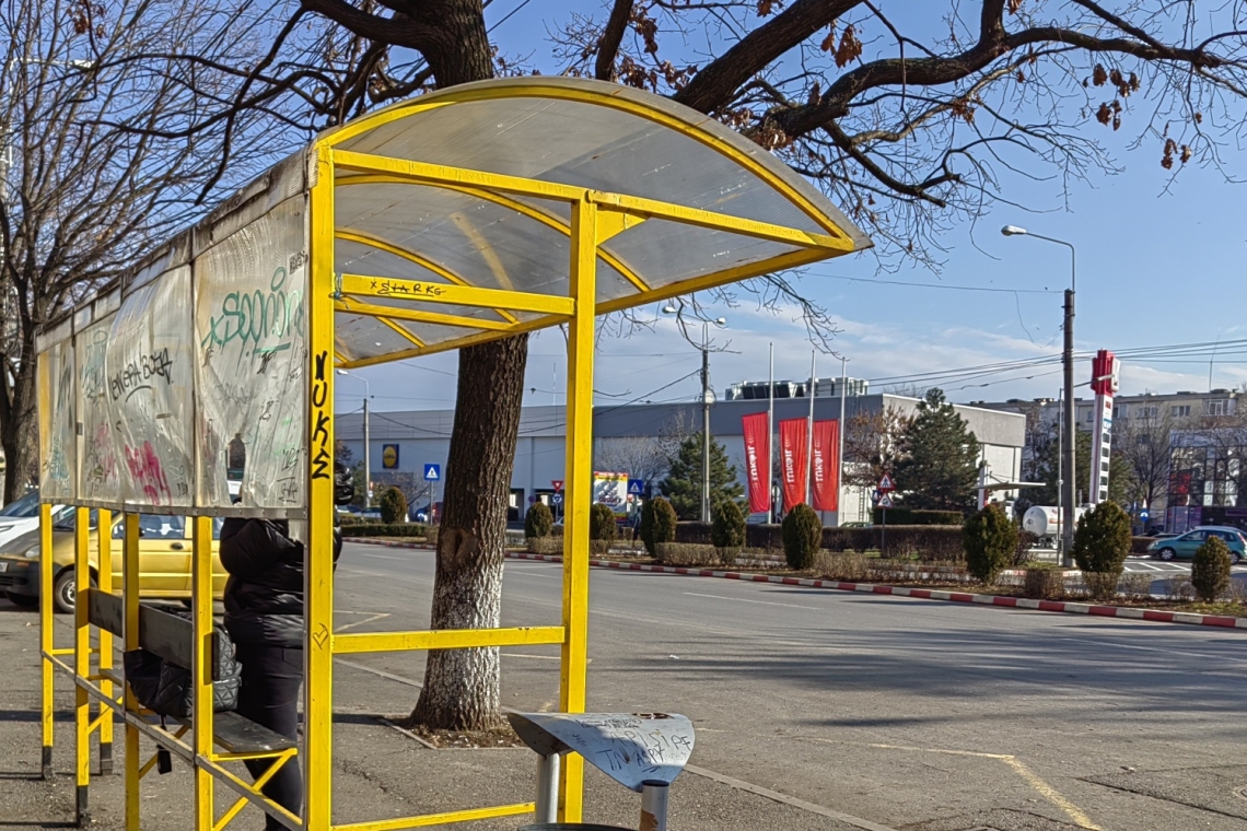 Primăria Ploiești achiziționează 46 de stații antivandalism pentru transportul public municipal