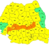 Prahova va fi luni sub Cod galben și Cod portocaliu de vânt puternic
