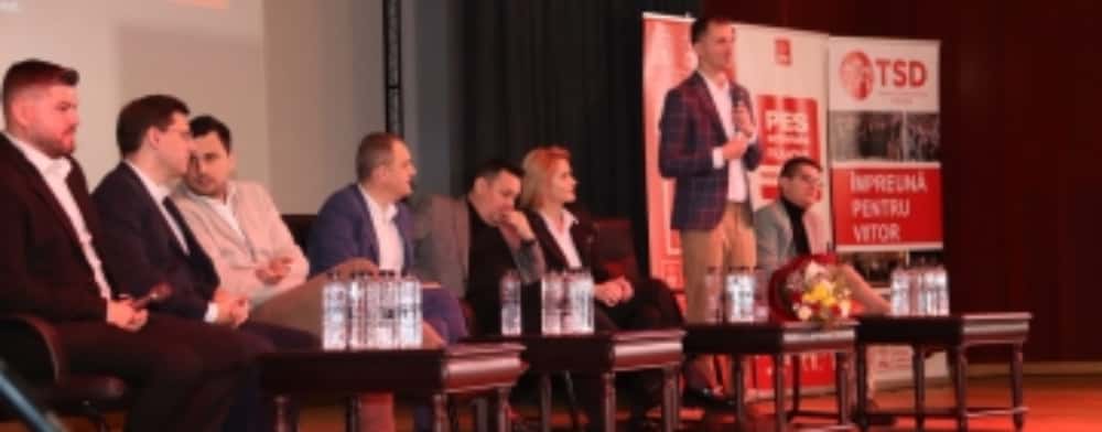 Sute de tineri social-democrați, față în față cu lideri ai PSD Prahova și PES Activists, la conferința "Împreună pentru Viitor"