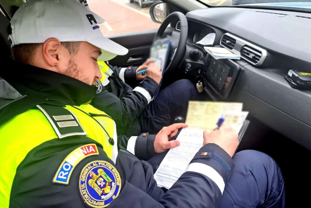 20 de șoferi vitezomani, care ”zburau” pe DN1B, în Valea Călugărească, au fost sancționați de polițiștii de la Rutieră