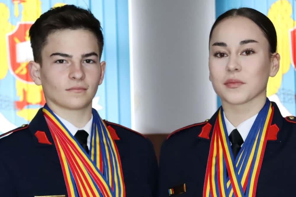 Iulia și Dragoș, gemenii de aur ai Colegiului Militar "Dimitrie Cantemir" din Breaza!