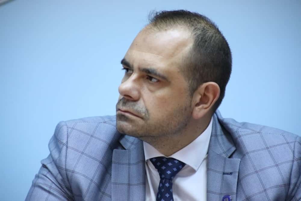 Emil Drăgănescu este noul prefect al județului Prahova, după retragerea lui Virgiliu Nanu (PSD), care candidează la funcția de șef al Consiliului Județean