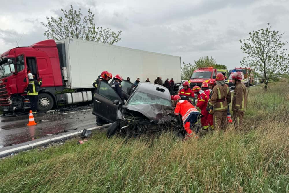 Accident grav pe DN1 B, în zona orașului Mizil. Trafic blocat pe ambele sensuri