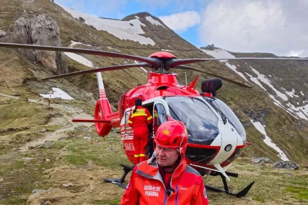 Intervenție de urgență pentru salvarea unui turist cu insuficiență cardiacă, din Masivul Bucegi