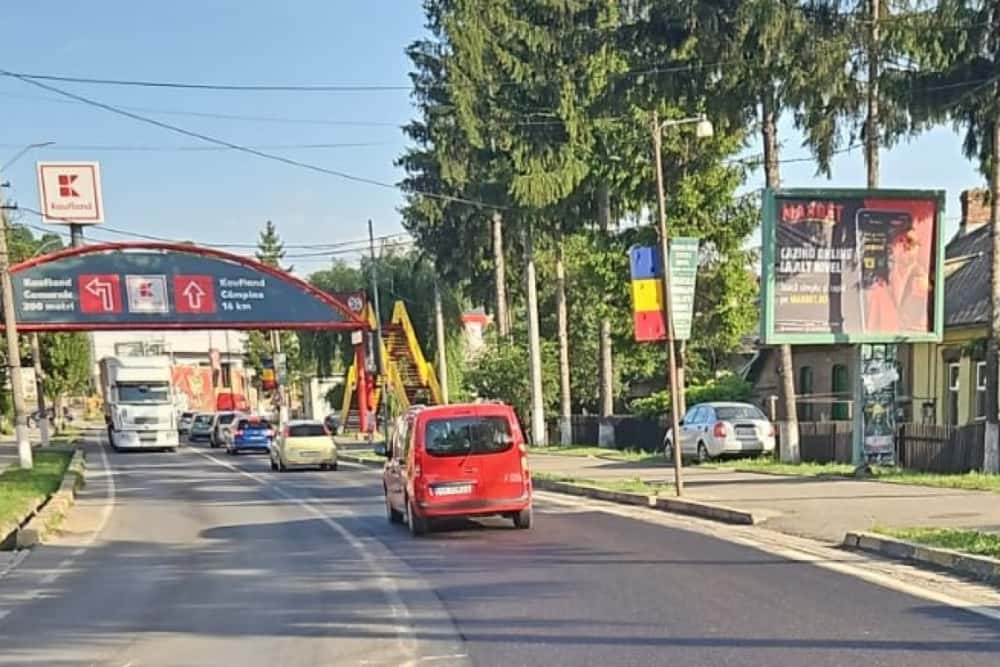 Două ore de la Predeal la Comarnic, în plină caniculă! Șoferii, exasperați de lucrările de asfaltare pe temperaturi de coșmar