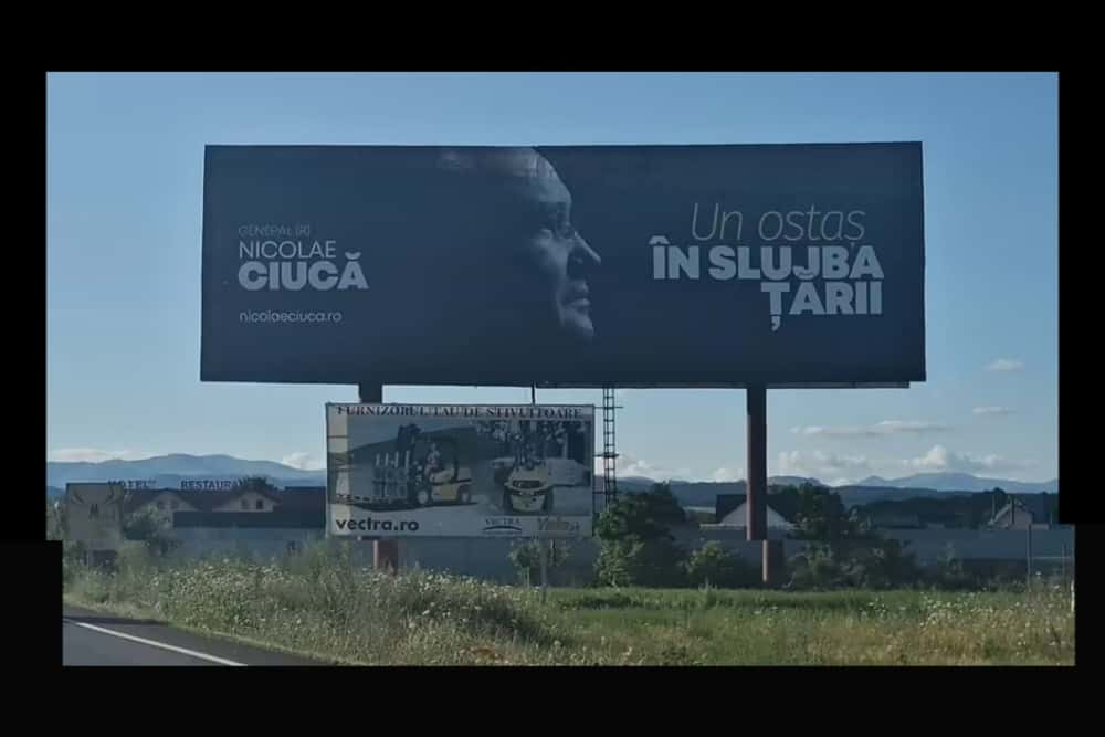 Investigație/ Cât costă, din bani publici, panourile lui Ciucă ”Un ostaș în slujba țării”