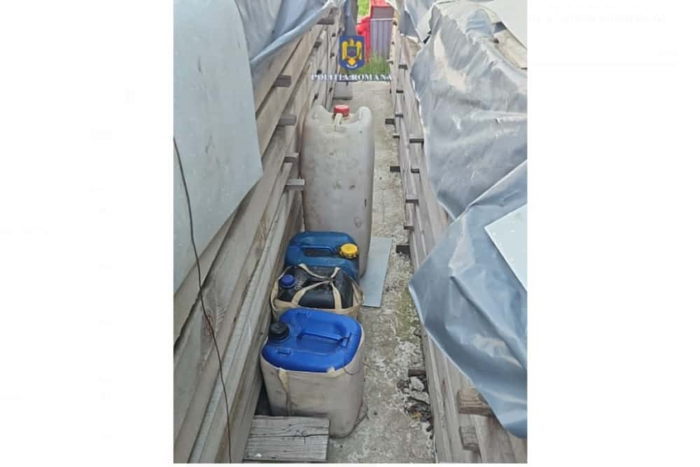 Au furat combustibil din utilajele aflate pe șantierul autostrăzii A7! Percheziții în comuna Baba Ana