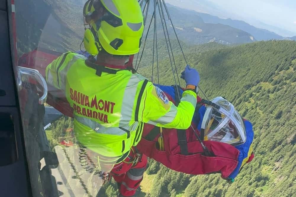 O tânără a decedat pe un traseu extrem de dificil din Bucegi. A căzut 300 de metri în prăpastie!