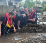 100 de milioane de lei pentru mii de familii afectate de inundații și alunecări de teren