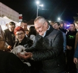 Nicolae Ciucă, ”în slujba țării” la festivaluri rurale din Prahova