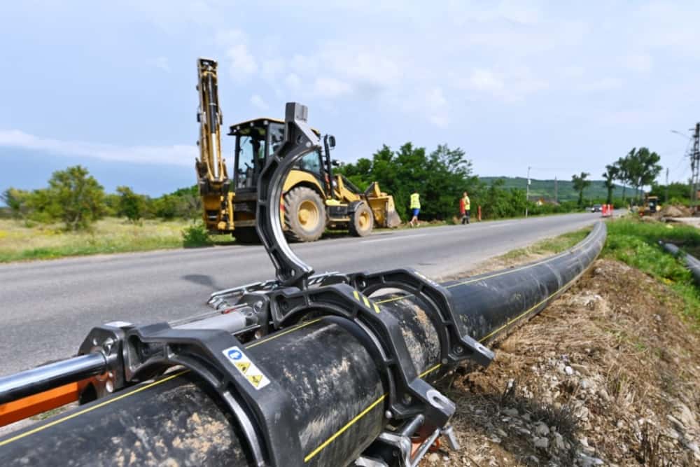 O nouă contestație lovește în plin licitația gazelor de pe Valea Slănicului. Acuzații extrem de grave la adresa Consiliului Județean condus de clica lui Dumitrescu!