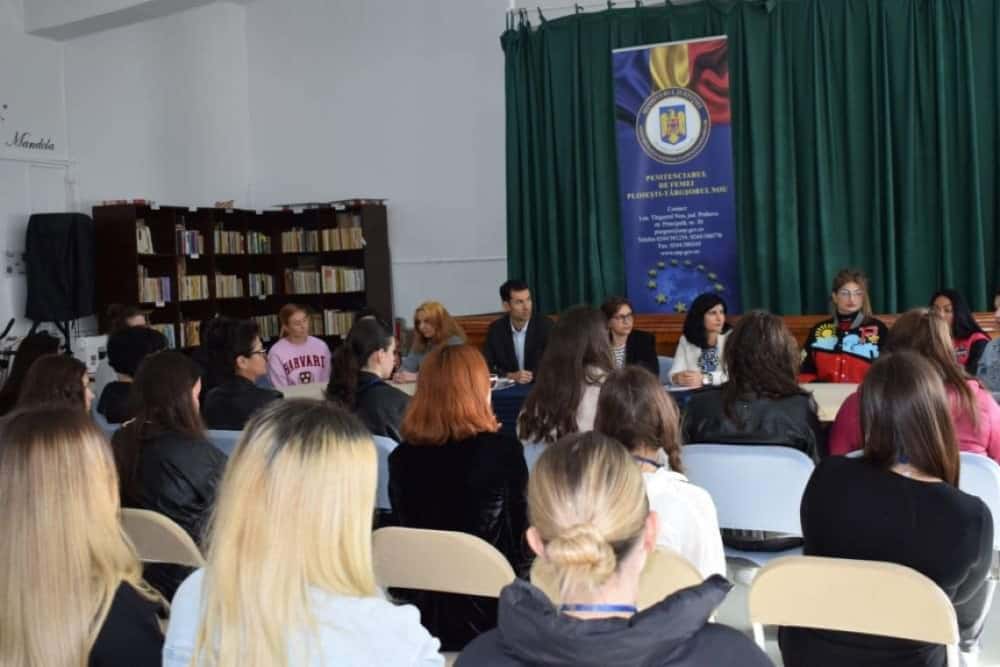 Lecții de viață din Penitenciarul Târgșor, pentru elevi ai unui colegiu prahovean