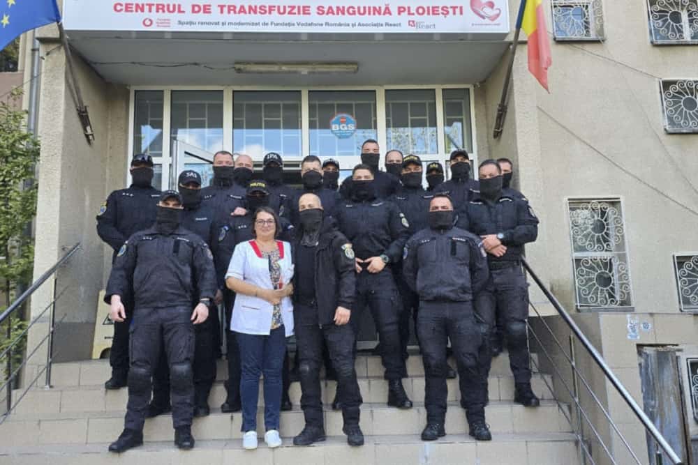 Misiune specială/ ”Mascații” au luat cu asalt Centrul de Transfuzie Sanguină Ploiești