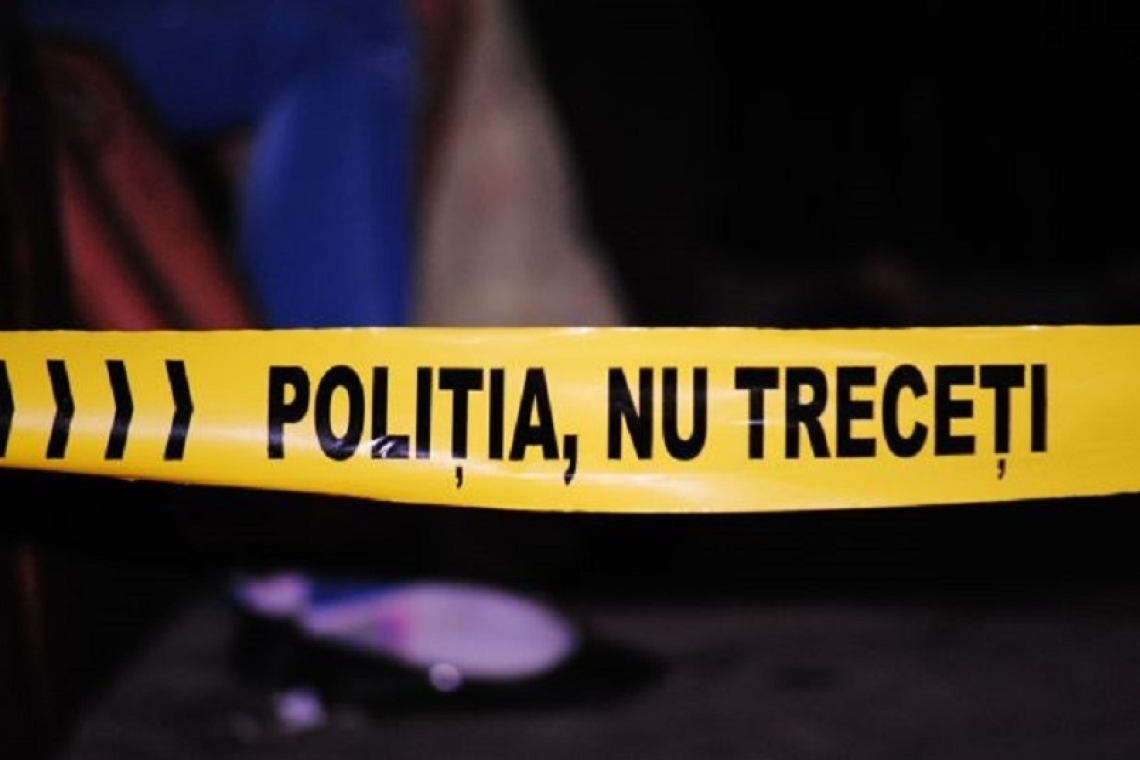 O adolescentă de 14 ani, din Ploiești, s-a aruncat de la etajul doi al blocului, în toiul nopții