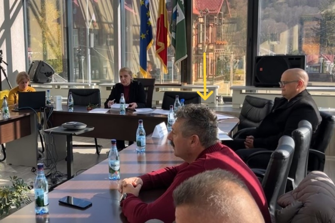 Circul continuă la Bușteni! Fostul primar, liberalul Mircea Corbu, forțează impunerea unui viceprimar USR, într-o ședință ilegală a Consiliului Local! - video