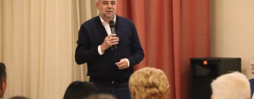 Premierul Marcel Ciolacu, la Ploiești, despre sistemele actuale de termoficare: Iarna asta vedem cum ne ajutăm unii pe alții, însă trebuie investit în sisteme moderne, axate pe cogenerare!