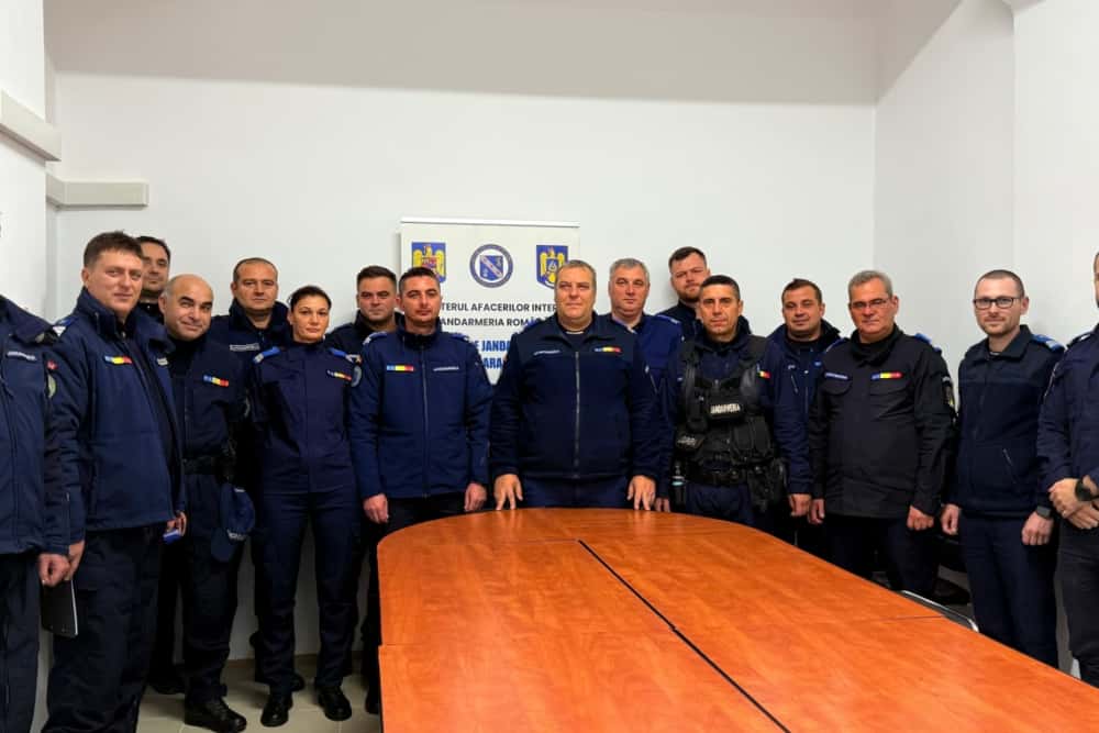 Avansări în grad înainte de termen, la Gruparea de Jandarmi Mobilă Ploiești, cu ocazia Zilei Naționale a României