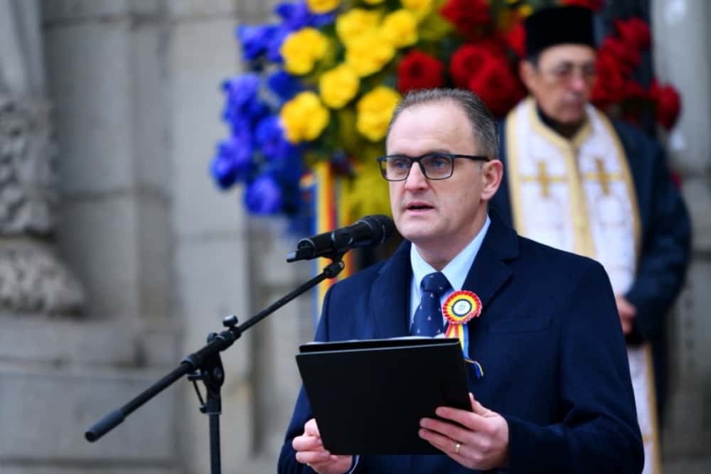 Președintele Consiliului Județean Prahova, Virgiliu Nanu, a susținut un discurs emoționant în fața ploieștenilor, de Ziua Națională a României