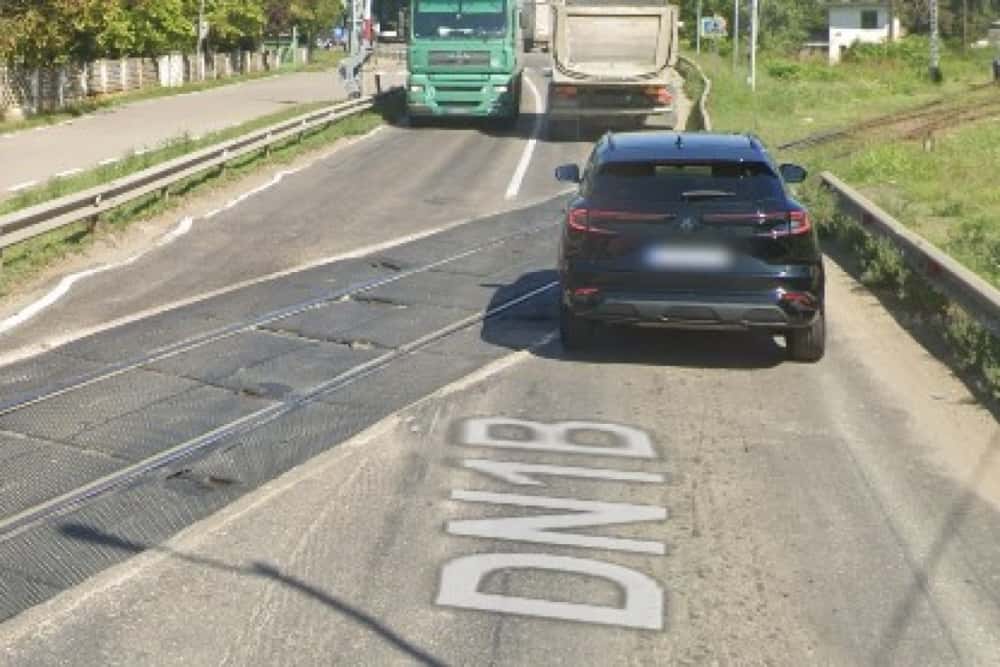 Lucrări la trecerea la nivel cu calea ferată Ploiești-Măneciu de pe raza comunei Blejoi. Traficul rutier va fi afectat la noapte