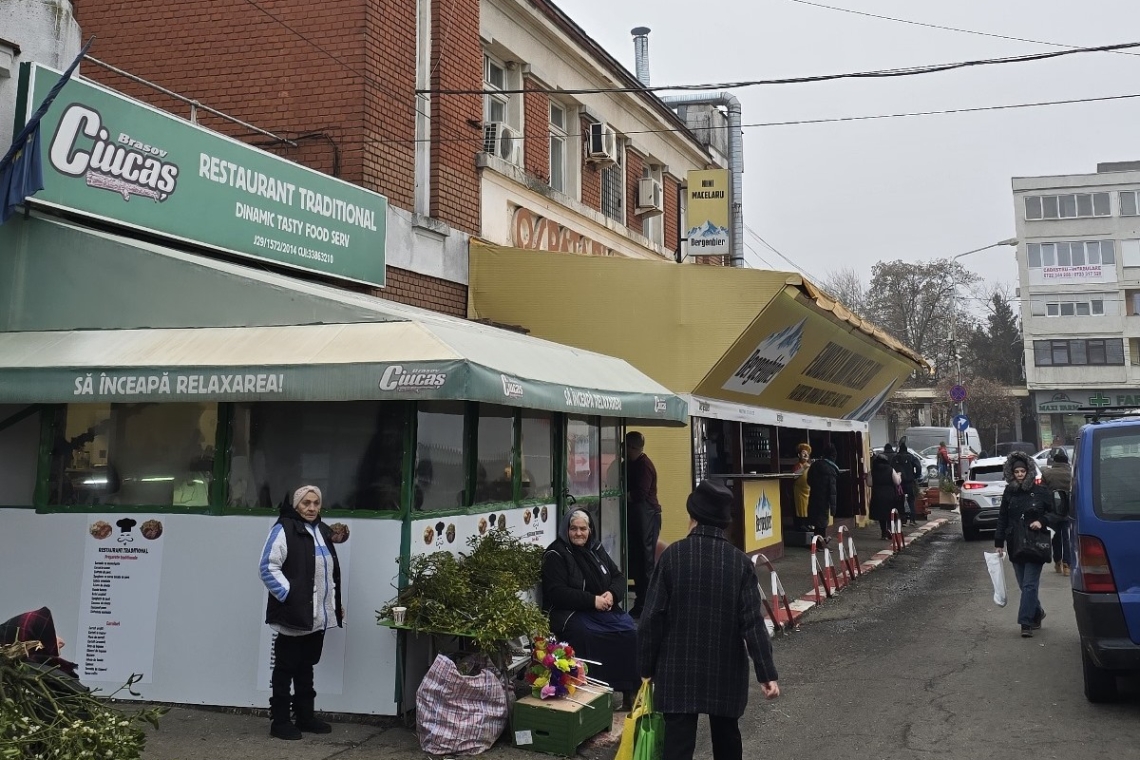 Primarul Polițeanu promite continuarea curățeniei în zona Halelor Centrale și în 2025