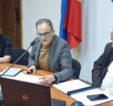 Proiect comun Consiliul Județean – Inspectoratul Școlar pentru educația copiilor prahoveni din grupuri dezavantajate. Printre aceștia se află și minorii cu părinții plecați în afara țării