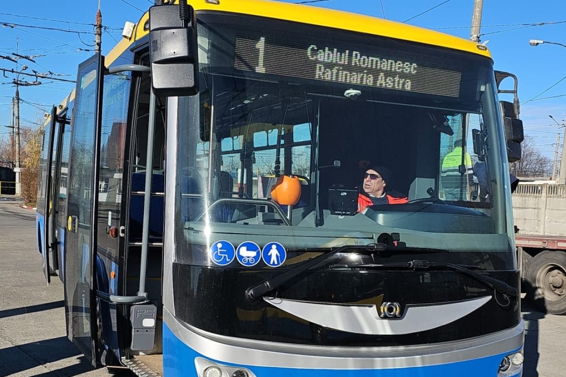 A sosit la Ploiești primul autobuz electric din cele 22 achiziționate în parteneriat cu Ariceștii Rahtivani