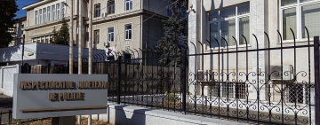 Caz neobișnuit în Prahova/ O femeie a cerut ajutorul Poliției și Protecției Copilului ca să-i fie încredințată fetița, aflată în grija tatălui