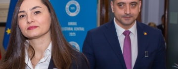 Cine se va retrage din cursa pentru prezidențiale, Simion sau Gavrilă?