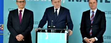 Crin Antonescu a declarat, la Ploiești, că i se pare mai probabil să intre în turul doi cu George Simion
