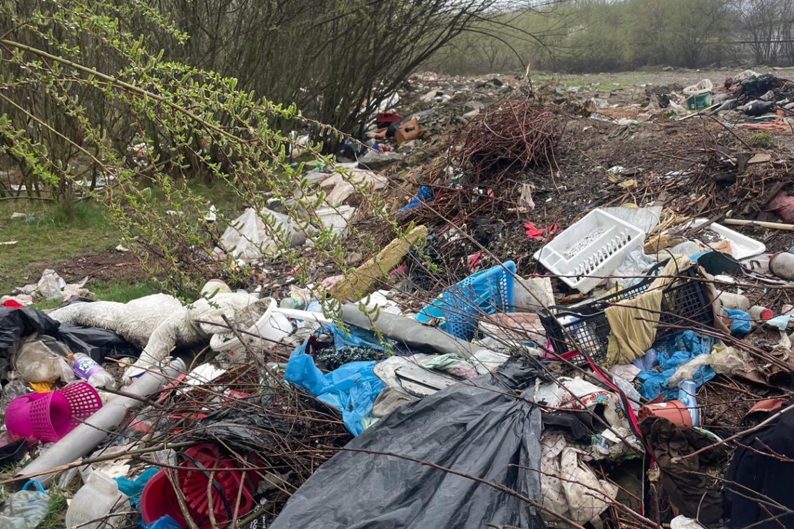 Primarul comunei Vărbilău organizează o acțiune de ecologizare, pentru strângerea gunoaielor aruncate pe domeniul public