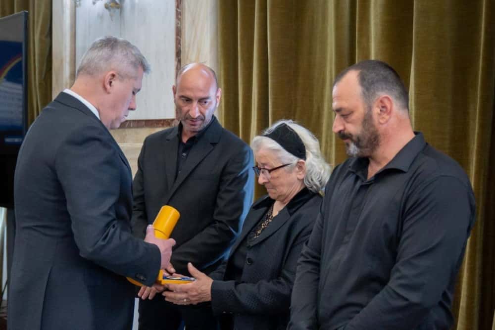 Pompierul prahovean decedat în urma unei explozii din cartierul ploieștean Bereasca, decorat post-mortem cu Ordinul ”Bărbăție și Credință”